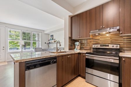 For Lease - 1437 Lakeshore Road Unit# 300, Mississauga, Ontario - Photo 2