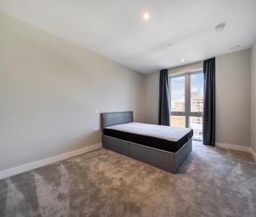 3 bedroom flat to rent - Photo 5