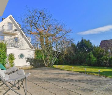 Familienhaus mit 3 Schlafräumen, großem Garten + Büro UG in Top Lage - Photo 1