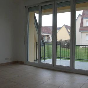 Location Maison 2 pièces 36m² PONTAULT COMBAULT 77340 - Photo 2