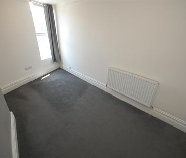 Martins Lane, Wallasey, 2 bedroom, Flat - Photo 4