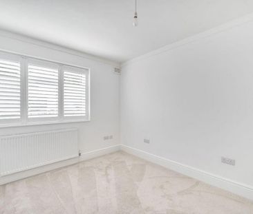 3 bedroom maisonette to rent - Photo 3