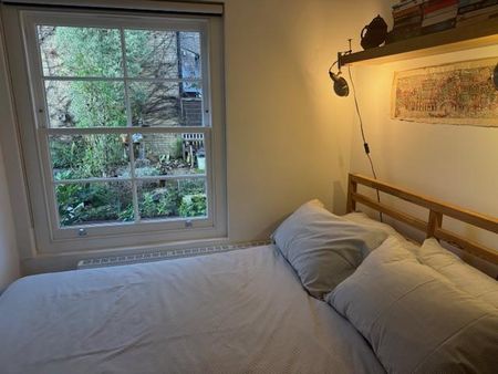 Victoria Park - Charming double room with private bathroom - Photo 2