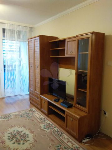 1bedroom+living room flat is for rent on Cívis street - Photo 2