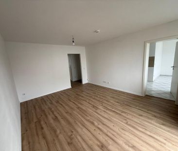 ERSTBEZUG nach Modern. 3,5 Zi. Wohnung + Balkon + Abstellkammer - Photo 5