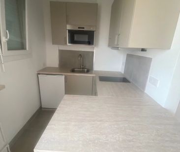 Location Appartement 2 pièces 41m² NICE 06000 - Photo 4