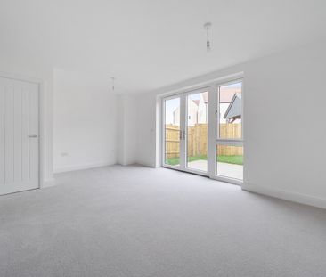 3 bedroom detached house to rent - Photo 3