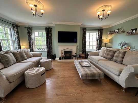 6 bedroom detached house to rent - Photo 1