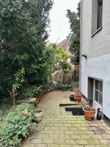 "Charmante 3 Zimmer Wohnung mit EBK in zentraler Lage am Stadtgarten„ - Photo 3