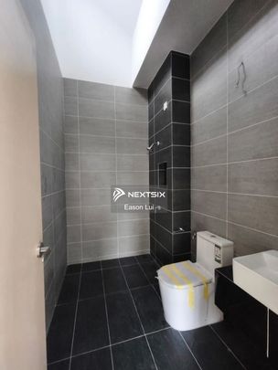 For Rent/ BAE Laman Permata/ Bandar Dato Onn/ 2 storey terrace/ partial furnished - Foto 1
