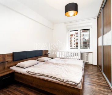 Pronájem rekonstruovaného bytu 2+1 s parkováním, 52 m - Фото 4