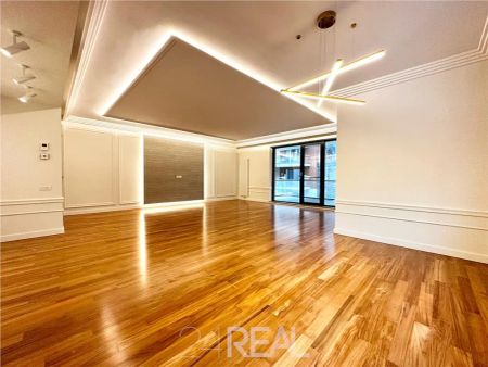 Apartament 4 camere decomandat in Ansamblul Washington” - Fotografie 4