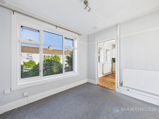 4 bedroom terraced house to rent - Photo 1