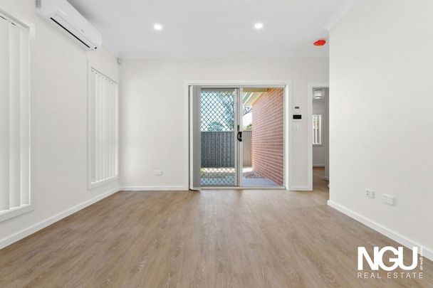 Stylish Two-Bedroom Granny Flat Close to Transport! - Photo 1