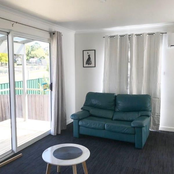 ROOM IN SHARE HOUSE - SINGLE OCCUPANCY ONLY - Photo 1