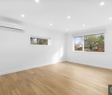 Fully Renovated 3 Bedroom Brick Home - Photo 3