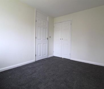 3 bedroom maisonette to rent - Photo 2