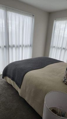 Brand new house for rent - Photo 1