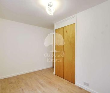 The Oaks, Moormede Crescent, Staines-upon-thames, TW18 - Photo 4