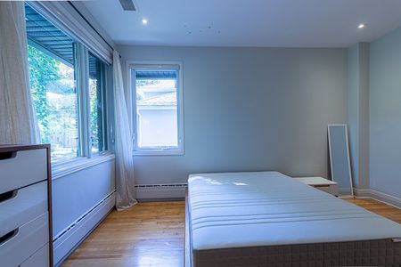 Av. Portland, H3V 1R6, Mont-Royal - Photo 2