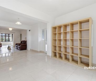 King Harold Road, Colchester - Photo 4