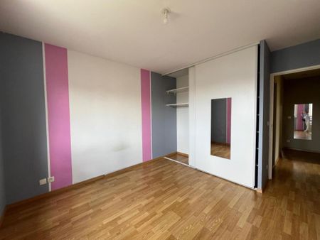 Location Appartement 4 pièces 93m² LE PETIT QUEVILLY 76140 - Photo 5