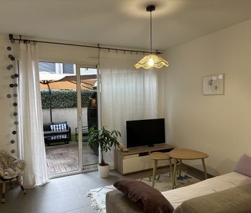 Location Appartement 2 pièces 45m² CARQUEIRANNE 83320 - Photo 1