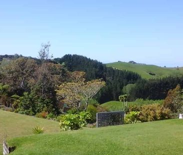 Spacious 5-Bedroom Home for Rent - Photo 4