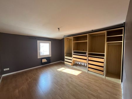 Location appartement 3 pièces, 71.46m², Reims - Photo 3