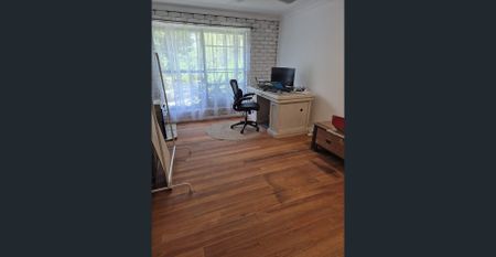 Spacious 3 Bedroom Home with Pool & All-Inclusive Rent in Maroochydore - Photo 4