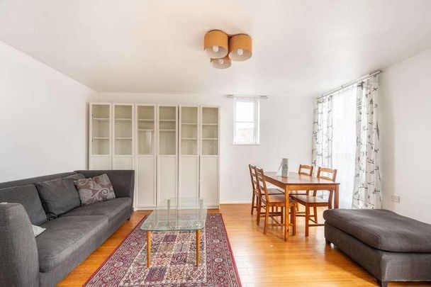 Midwood Close, Dollis Hill, NW2 - Photo 1