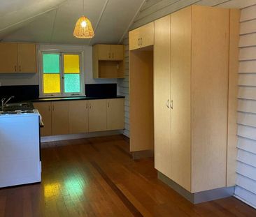 Love Queenslander-style? - Photo 3