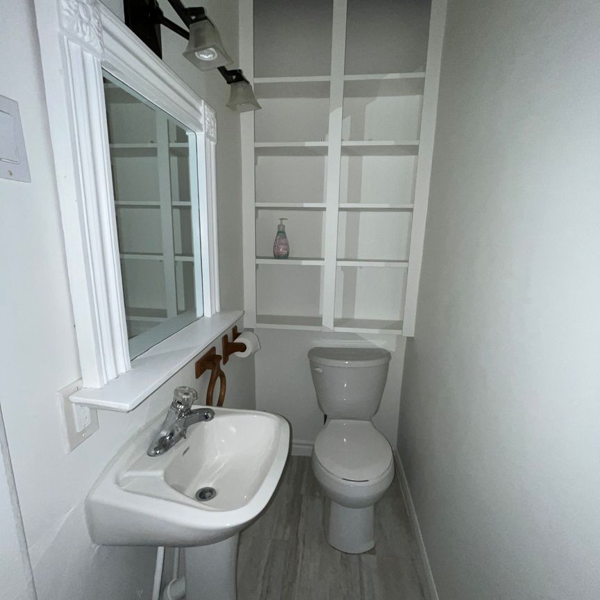 For Lease - 363 Lindsay Road Unit# 1, Selwyn, Ontario - Photo 1