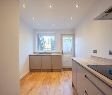 2 bedroom cottage to rent - Photo 1