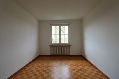 Nähe Friedhof am Hörnli - schöne 4-Zimmerwohnung im 1.OG - Foto 2