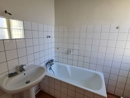 Location Maison 3 pièces 91m² - Photo 4