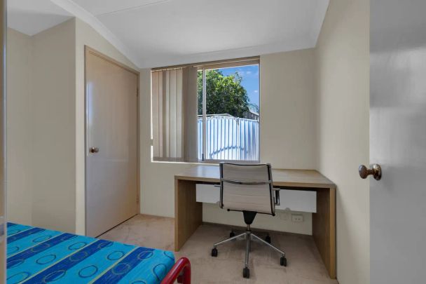 “SEMI FURNISHED HOUSE AWAITS!” - Photo 1