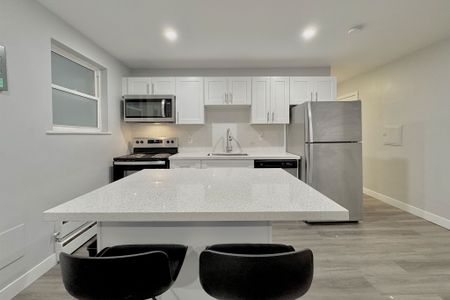 For Lease - 57 Oliver Street Unit# 201, London East, Ontario - Photo 2