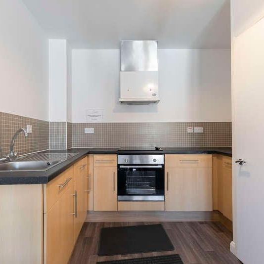 Fleet Street, Swindon, SN1 - Photo 1
