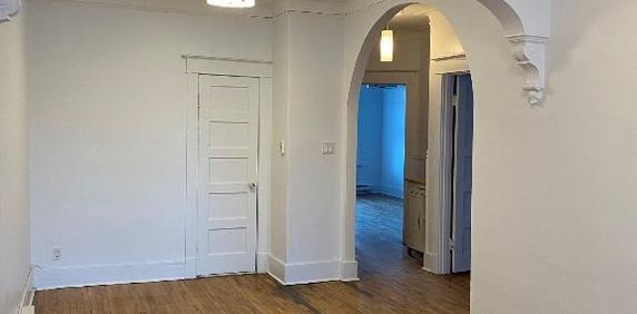 Logement 6 1/2 métro Cadillac - Photo 2