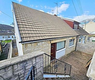 Springfield Terrace, Rhydyfelin, Pontypridd, CF37 - Photo 4