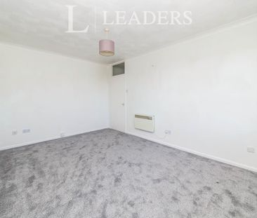 1 bedroom flat to rent - Photo 6
