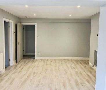 2 bedroom maisonette to rent - Photo 2