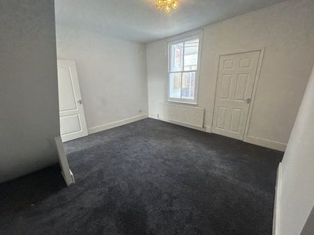 Holly Street, Bolton, BL1 - Photo 3