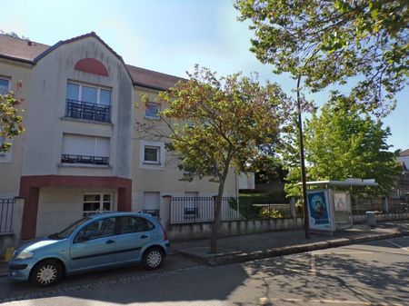 Location Appartement 3 pièces 61m² - Photo 2