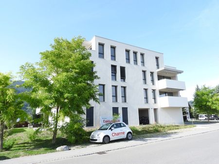 Modern attic apartment is looking forward to you! - Photo 2