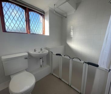 3 bedroom detached house to rent - Photo 3