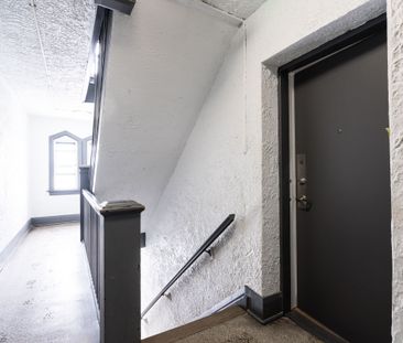 143 Arlington Avenue - Photo 2