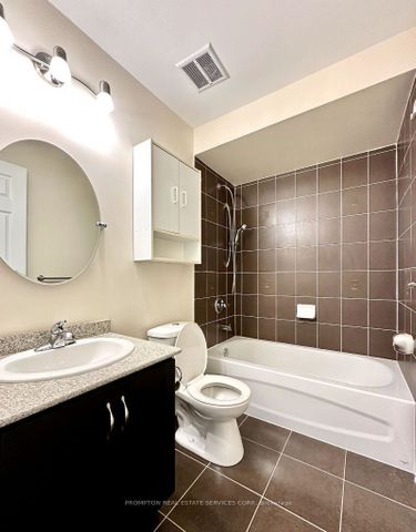 For Lease - 28 Beehive Lane, Markham, Ontario - Photo 5