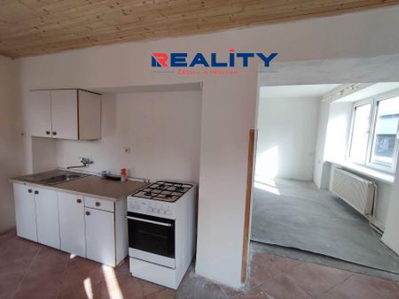 Pronájem bytu 2+1 58 m² - Fotografie 2